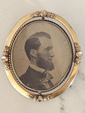 Antique 19c Momento Mori Mourning Photo Painted Glass Gold Brooch C Clasp